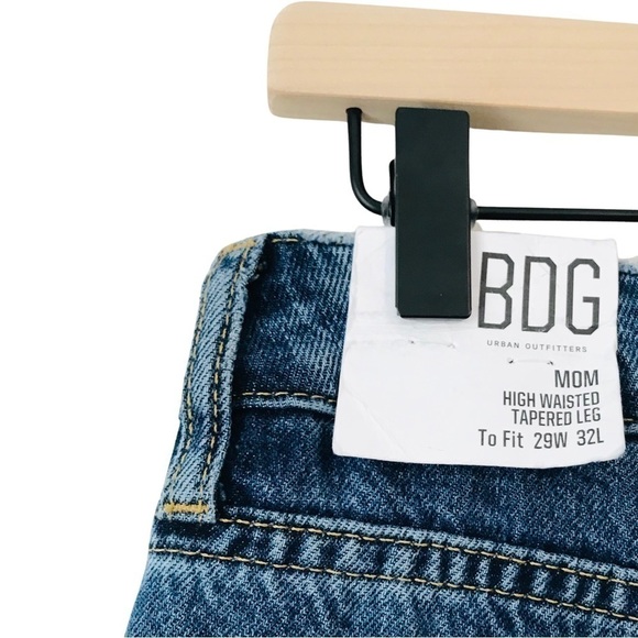 New! BDG Urban Outfitters Mom High Waisted Tapered Straight Leg Jeans - Picture 9 of 12